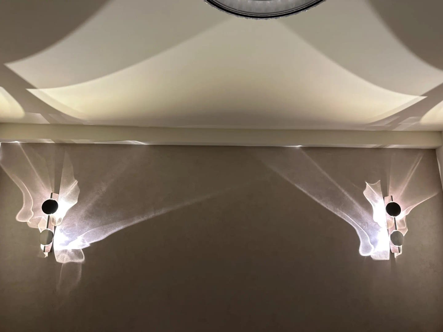 Customer photo review of Applique murale vagues lumineuses
