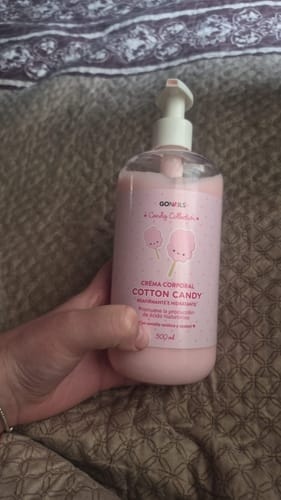 Customer photo review of Crema de Cuerpo Reafirmante e Hidratante - Cotton Candy