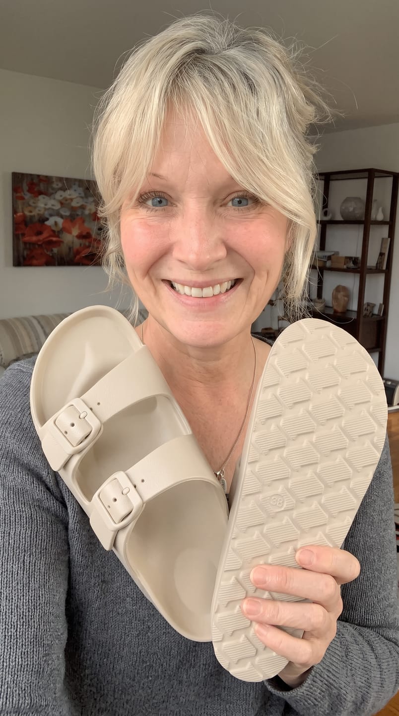 Customer photo review of Snuggi Arch Support Platfrom Sandals