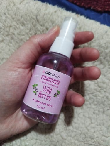 Customer photo review of Higienizante e Hidratante de Manos y Pies- Wild Berries 50 ml