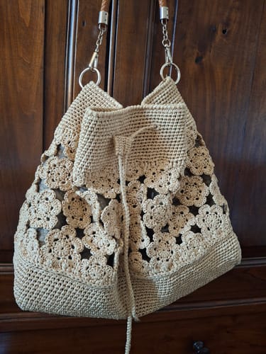 Customer photo review of RAFFIA