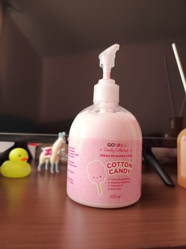 Customer photo review of Crema de Manos y Pies - Cotton Candy 500 ml