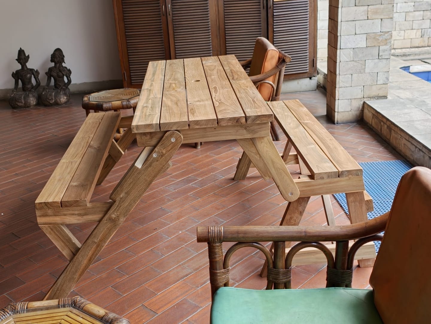 Customer photo review of 2-in-1 Reclaimed Teak Outdoor Bench & Table Set