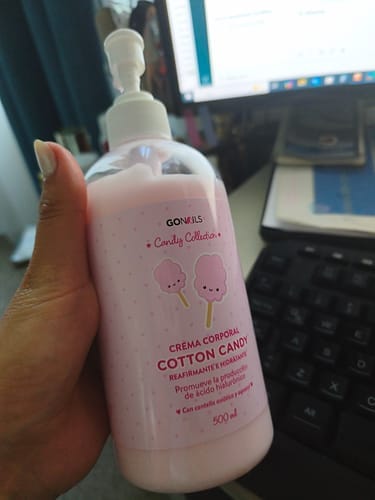 Customer photo review of Crema de Cuerpo Reafirmante e Hidratante - Cotton Candy