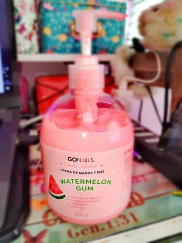 Customer photo review of Crema de Manos y Pies - Watermelon Gum 500 ml