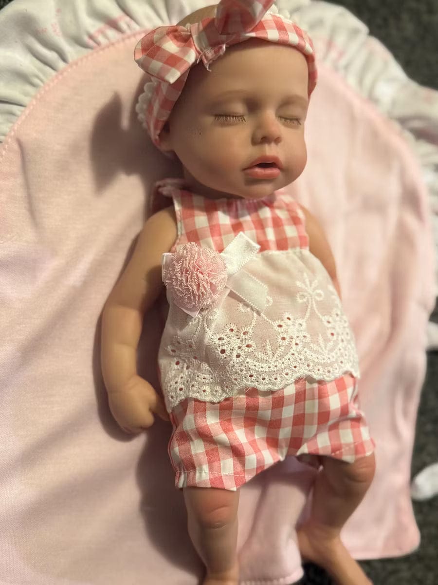 Customer photo review of Lucy — 16″ Realistic Silicone Sleeping Baby Doll