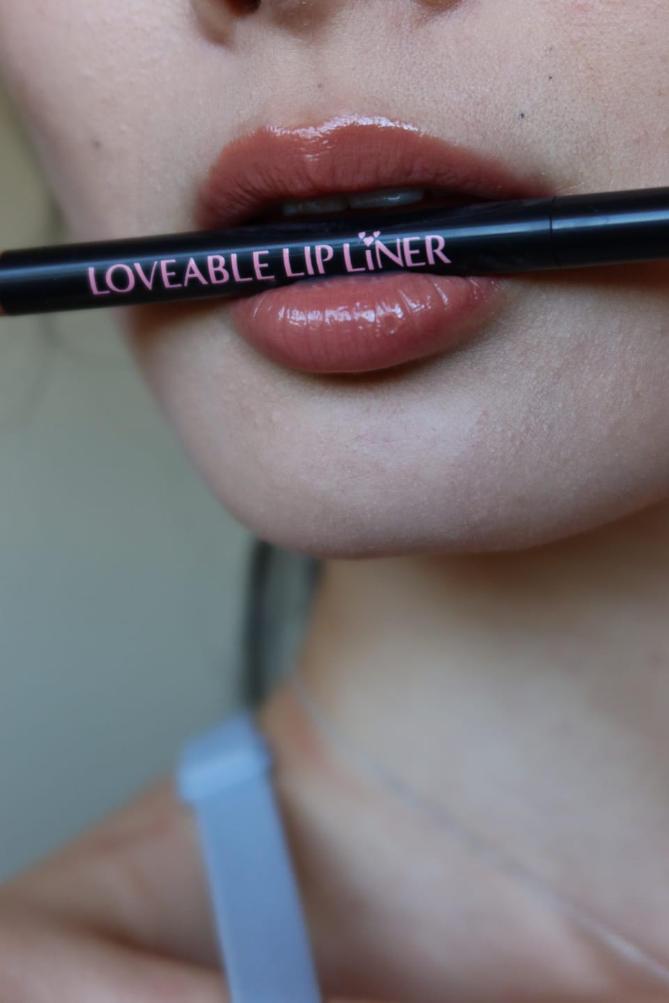 Customer photo review of Bare Brilliance Lip Liner