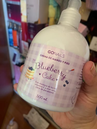 Customer photo review of Crema de Manos y Pies - Blueberry Cake 500 ml