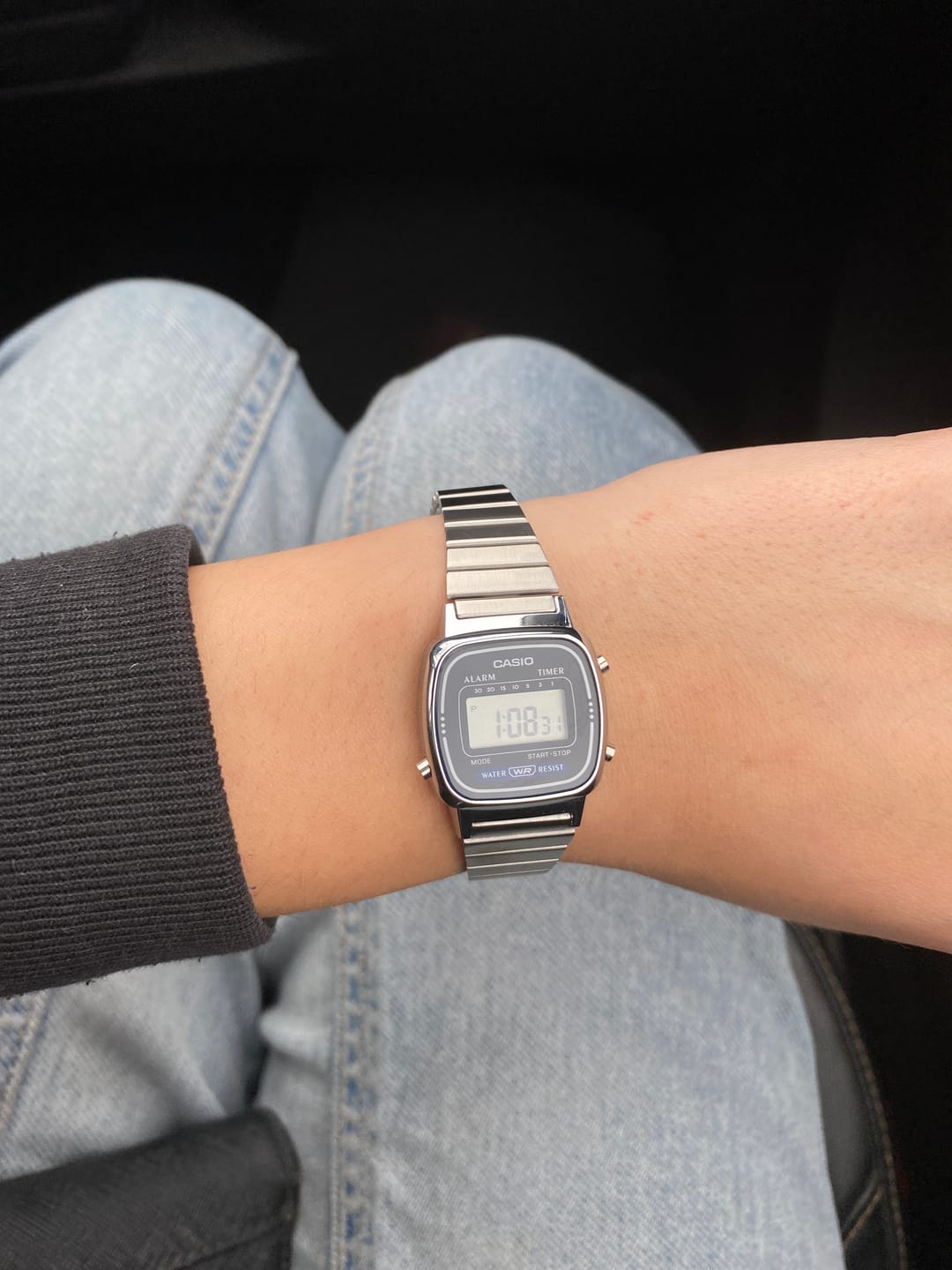 Customer photo review of Reloj Casio Vintage LA670WA-2DF Plateado Azul