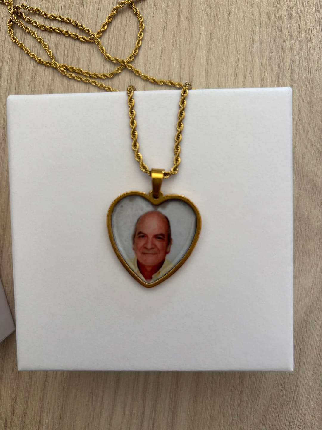 Customer photo review of Collana con Foto - Portami con Te