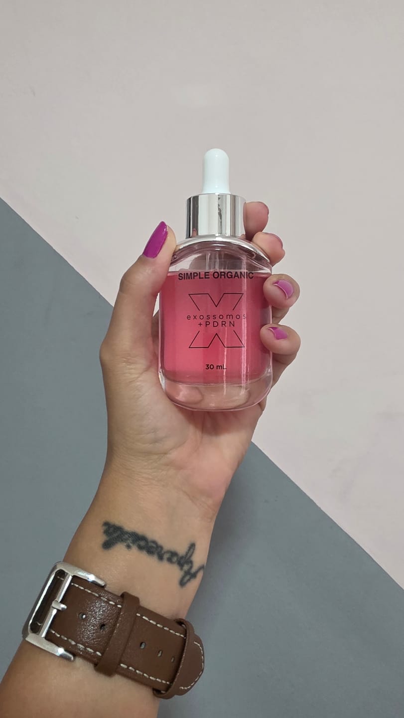 Customer photo review of Solução Exossomos + PDRN + Peptídeos
