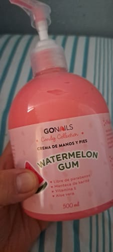 Customer photo review of Crema de Manos y Pies - Watermelon Gum 500 ml