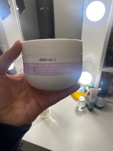 Customer photo review of Exfoliante de Manos y Pies - Limón Verbena 250 ml