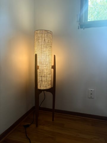 Customer photo review of Rocketlamp | Floor Lamp | Black Walnut