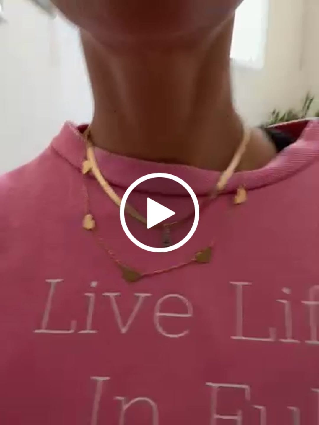 Customer video review of Collana Snake con Letterina personalizzata