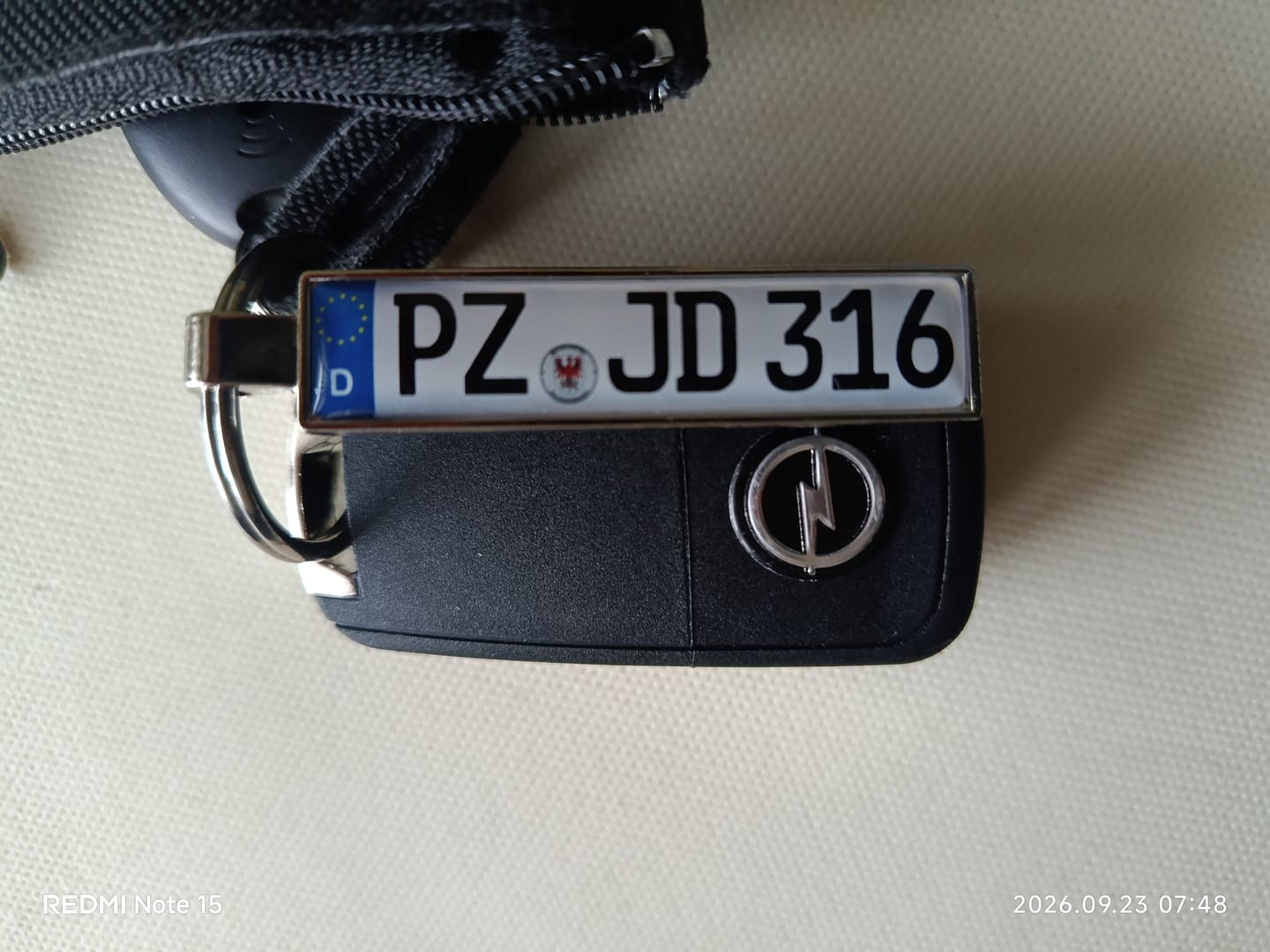 Customer photo review of Kennzeichen Schlüsselanhänger Mini Nummernschild Metall