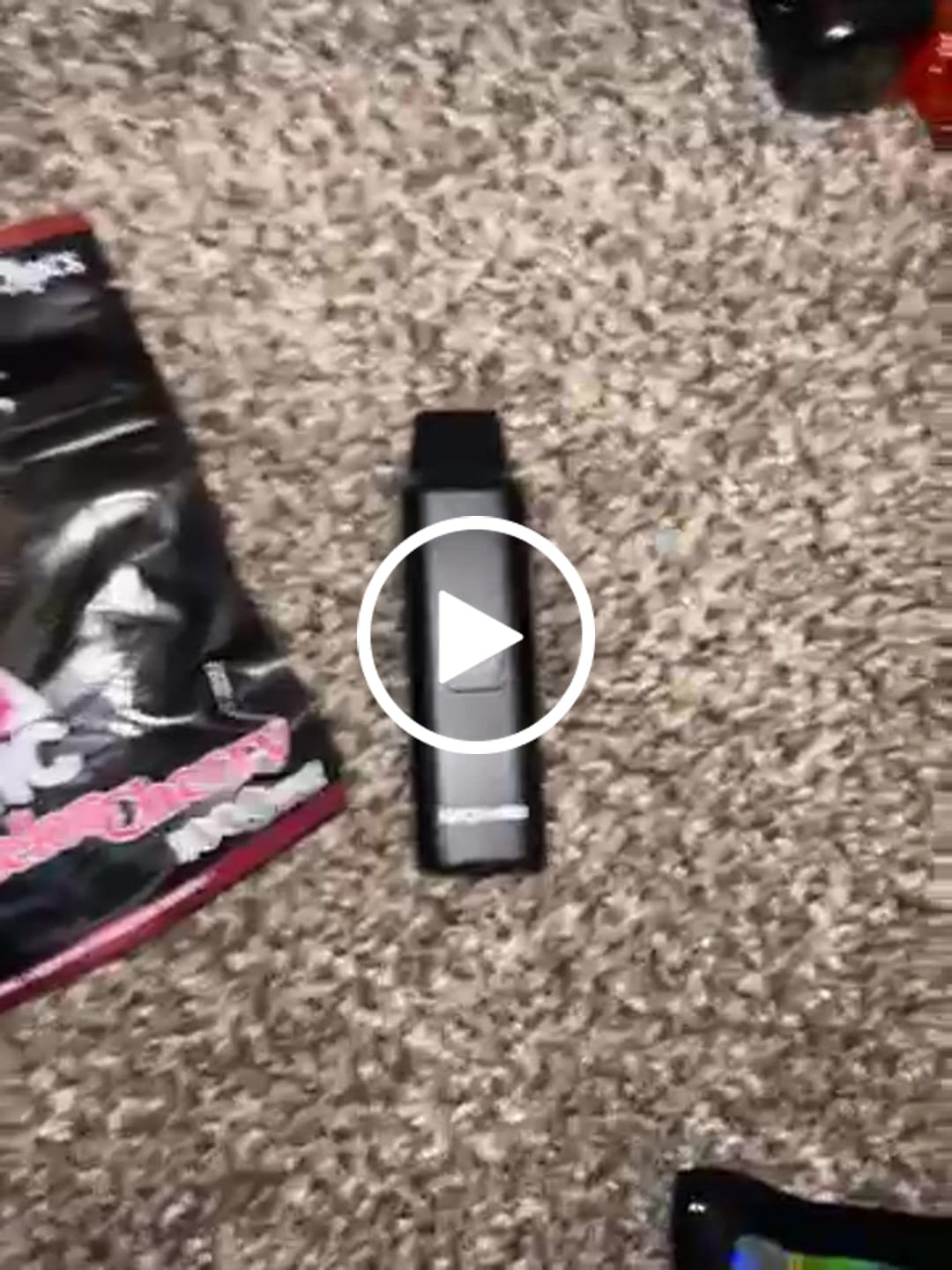 Customer video review of BOMB EXTRACTS THC-A + D9 + THCP  MASTERBLEND  LIVE RESIN 2G VAPE BLUE DREAM - SATIVA