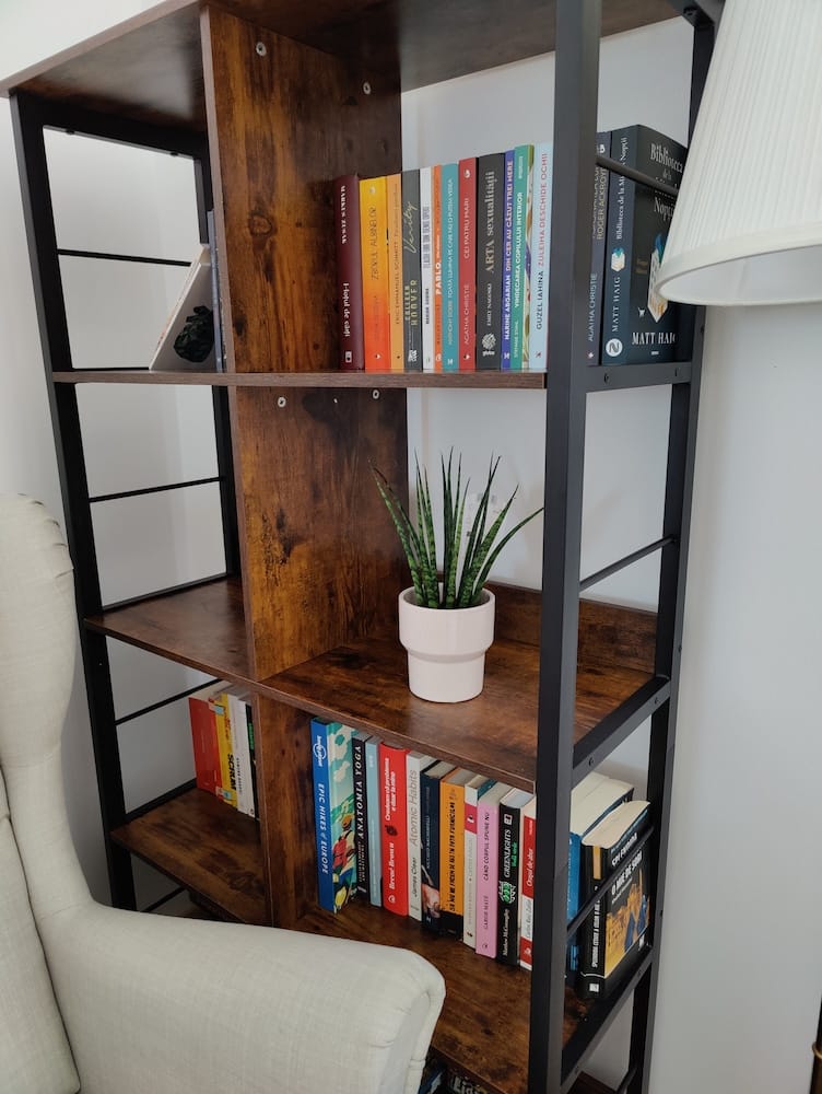 Customer photo review of VASAGLE Biblioteca cu rafturi deschise, 8 compartimente, design industrial, 80x33x149cm, maro retro si negru