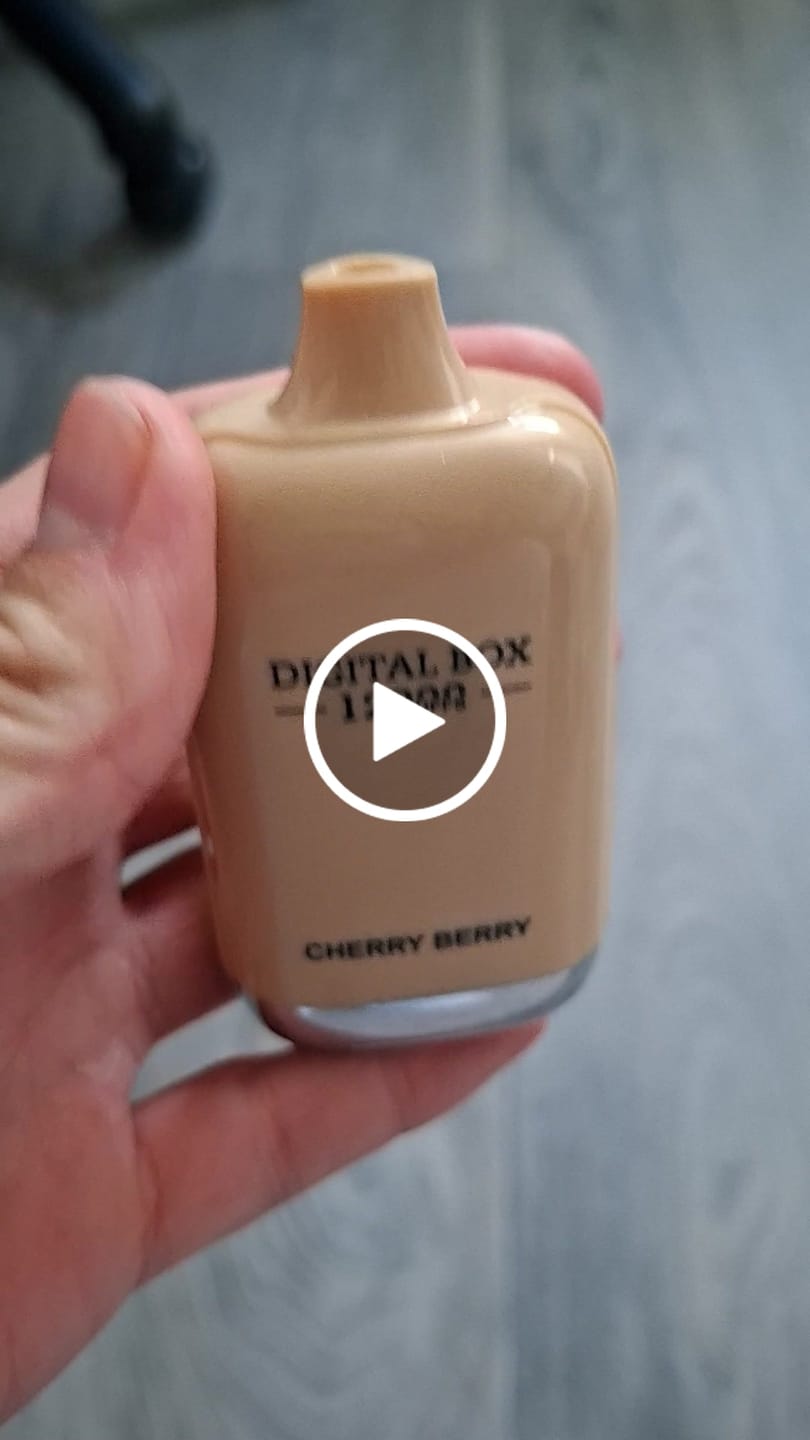 Customer video review of Tornado Vape 12000 - Cherry Berry