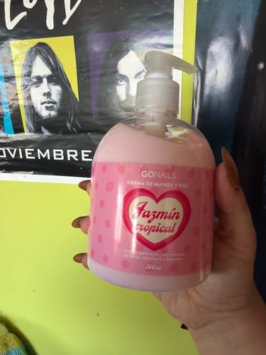 Customer photo review of Crema de Manos y Pies - Jazmín Tropical 500 ml