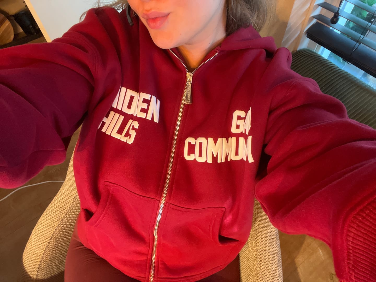 Customer photo review of GATED COMMUNITY STRAIGHT LEG SWEATPANTS BURGUNDY