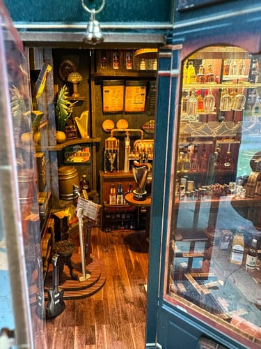 Customer photo review of Shamrock & Harp Pub DIY Miniature Dollhouse Kit