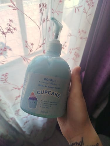 Customer photo review of Crema de Manos y Pies - Cupcake 500 ml