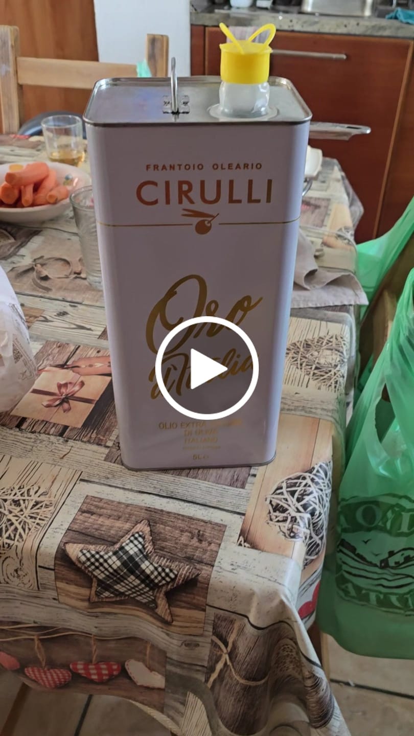 Customer video review of 1 lattina di olio extravergine di oliva • 5 Litri