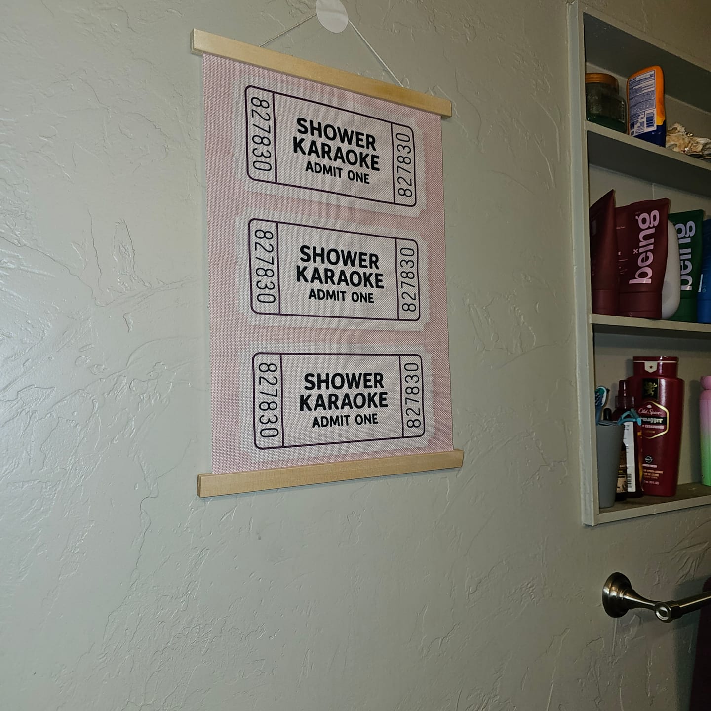 Customer photo review of The Classic Liquidation Mystery Box - Silver Tape Apple Product Chance Box