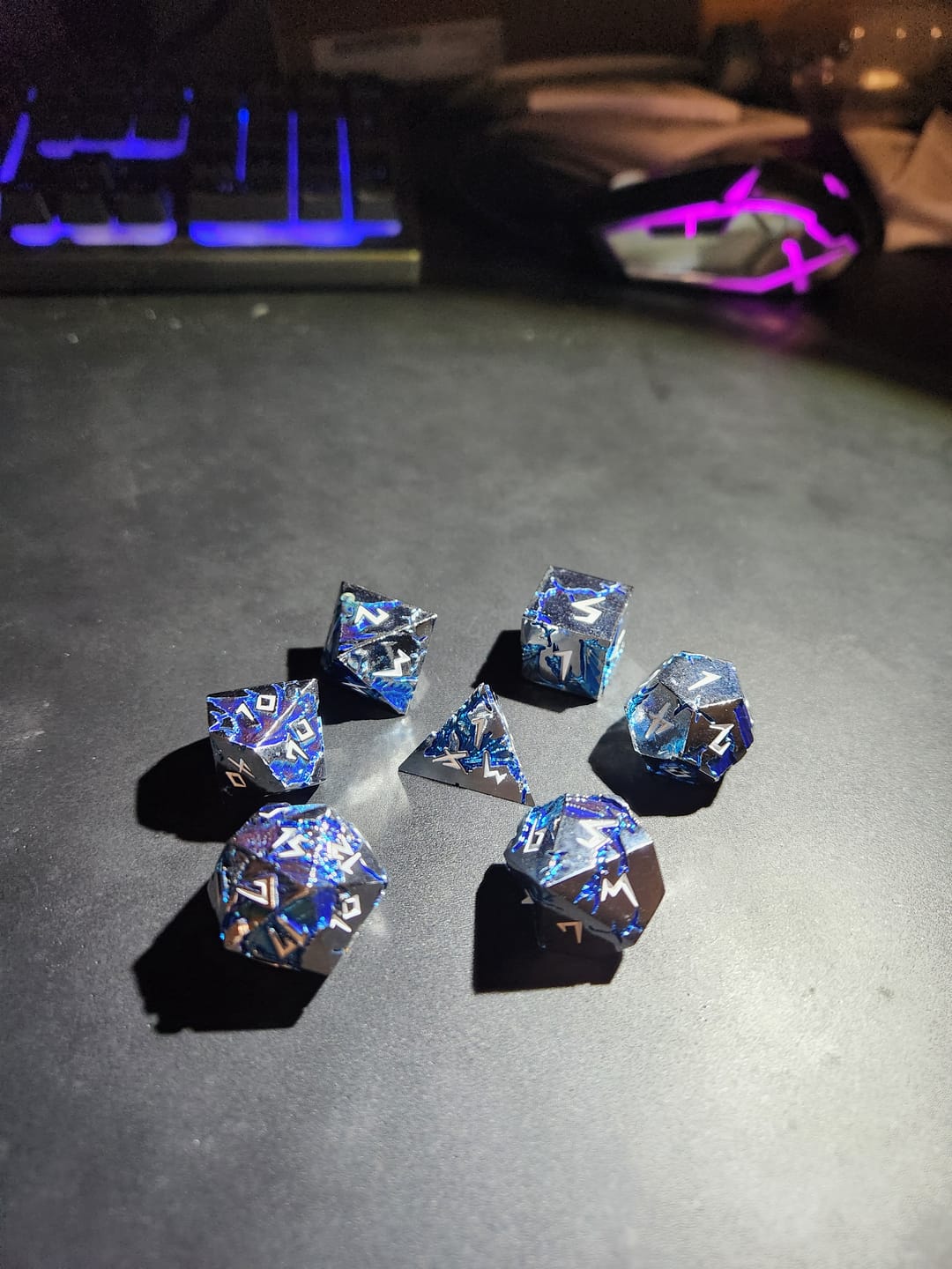 Customer photo review of Frost Tide Dragon Dice Set