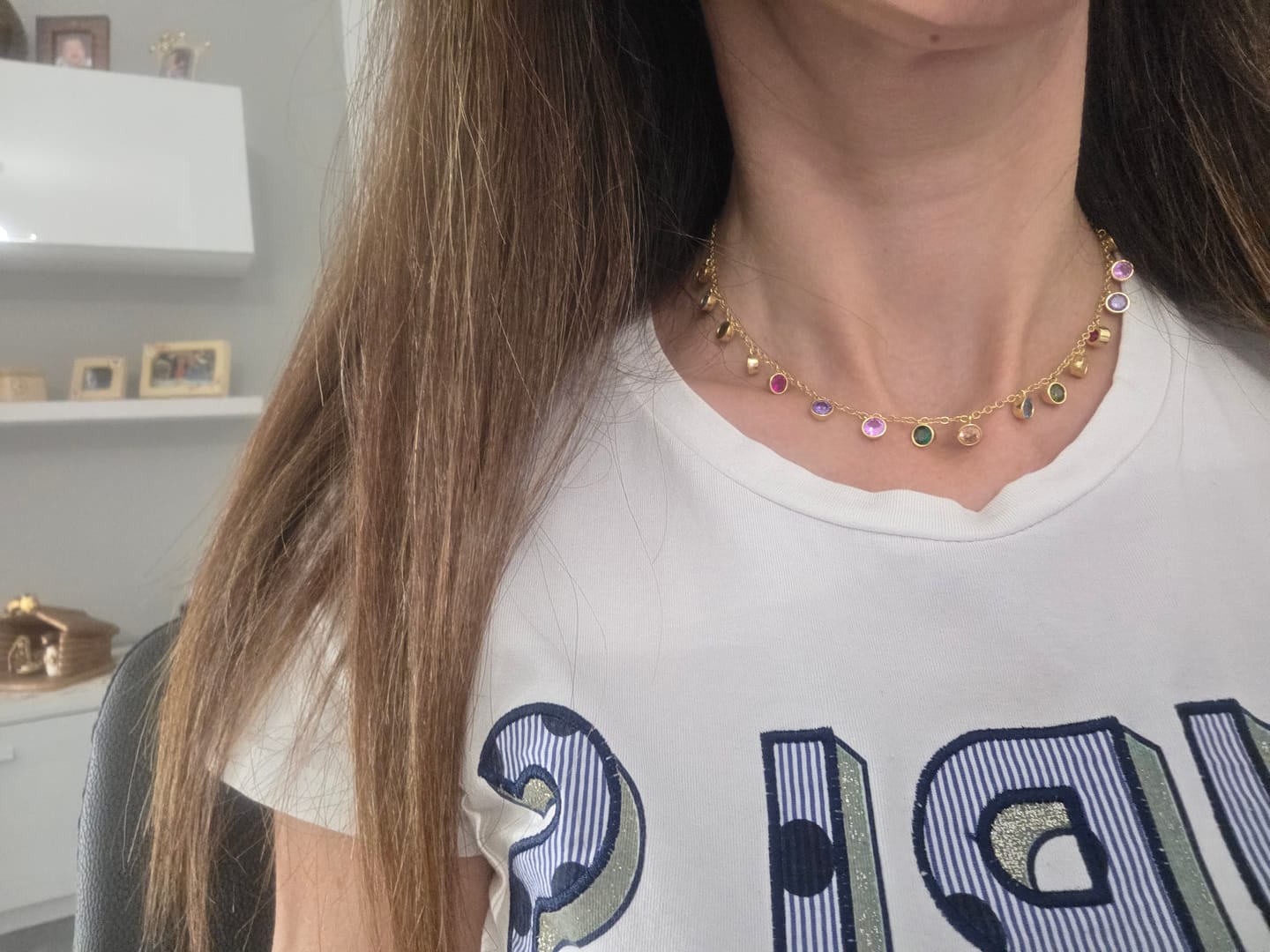 Customer photo review of Collana con  ciondoli pendenti colorati