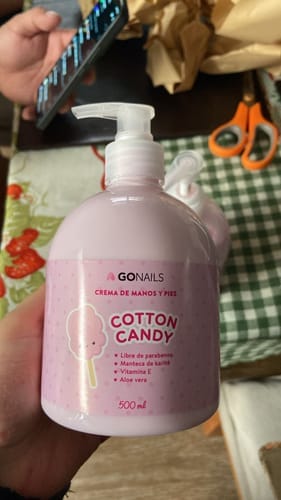 Customer photo review of Crema de Manos y Pies - Cotton Candy 500 ml