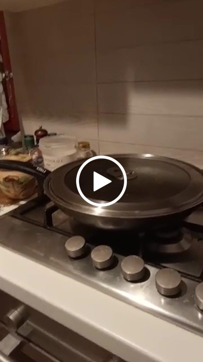 Customer video review of 1 lattina di olio extravergine Biologico • 5 Litri