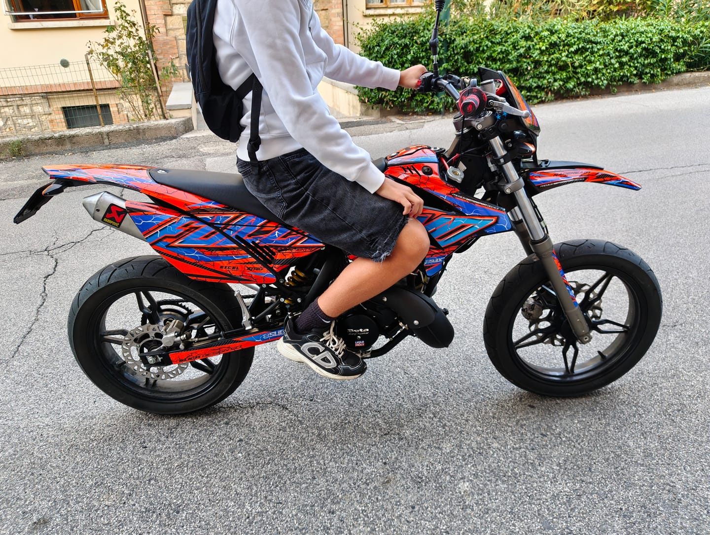 Customer photo review of THEULTIMATERACE - GRAPHICS KIT