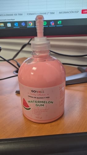 Customer photo review of Crema de Manos y Pies - Watermelon Gum 500 ml