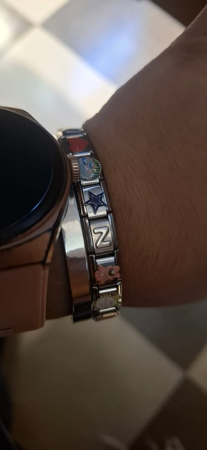 Customer photo review of Charm Equipos Futbol Americano