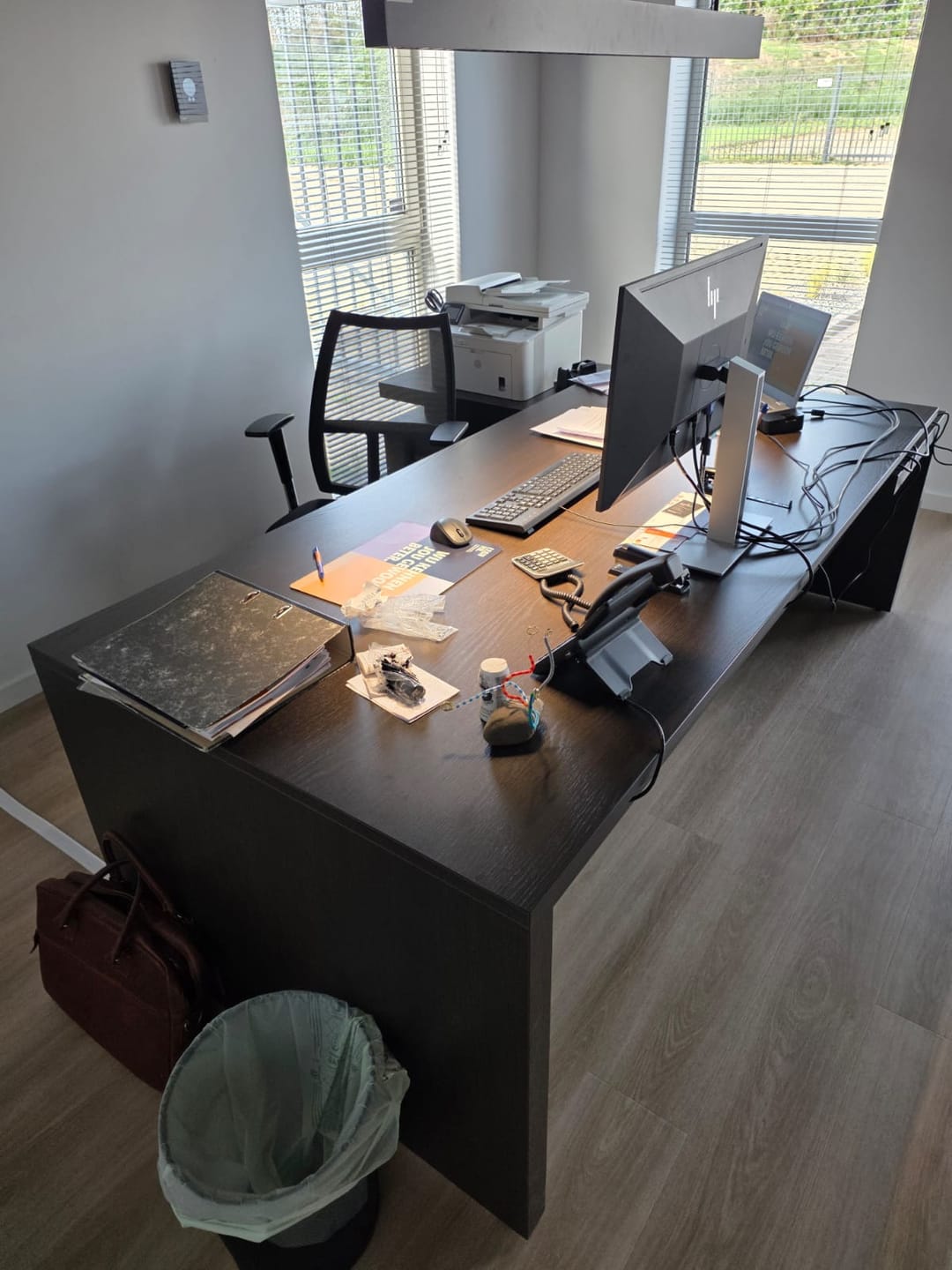 Customer photo review of Manhattan L-Directiebureau Zuidas 230x172cm Donker Eiken