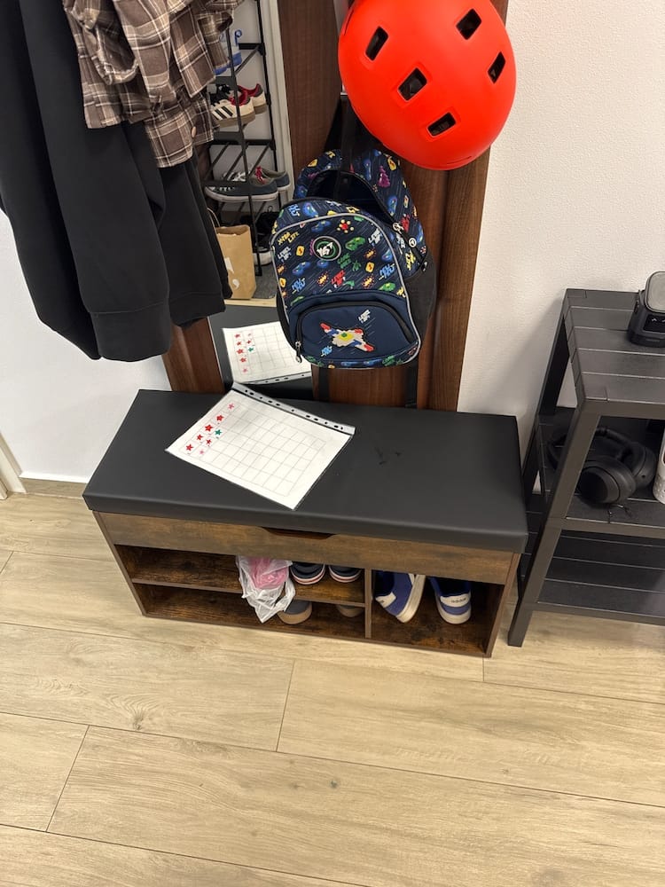 Customer photo review of VASAGLE Pantofar cu banca, capitonata, 3 compartimente, sarcina 150 kg, 30x80x44cm, vintage, maro inchis