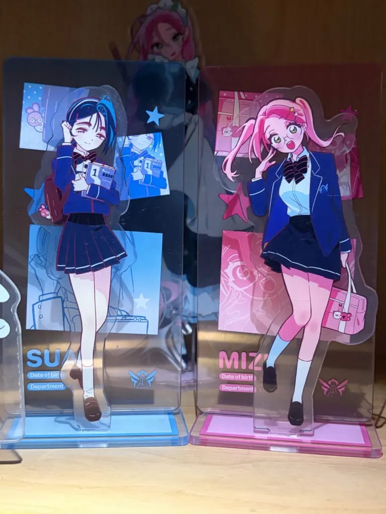 Customer photo review of Alien Stage Anakt Arts High School Series Acrylic Stand