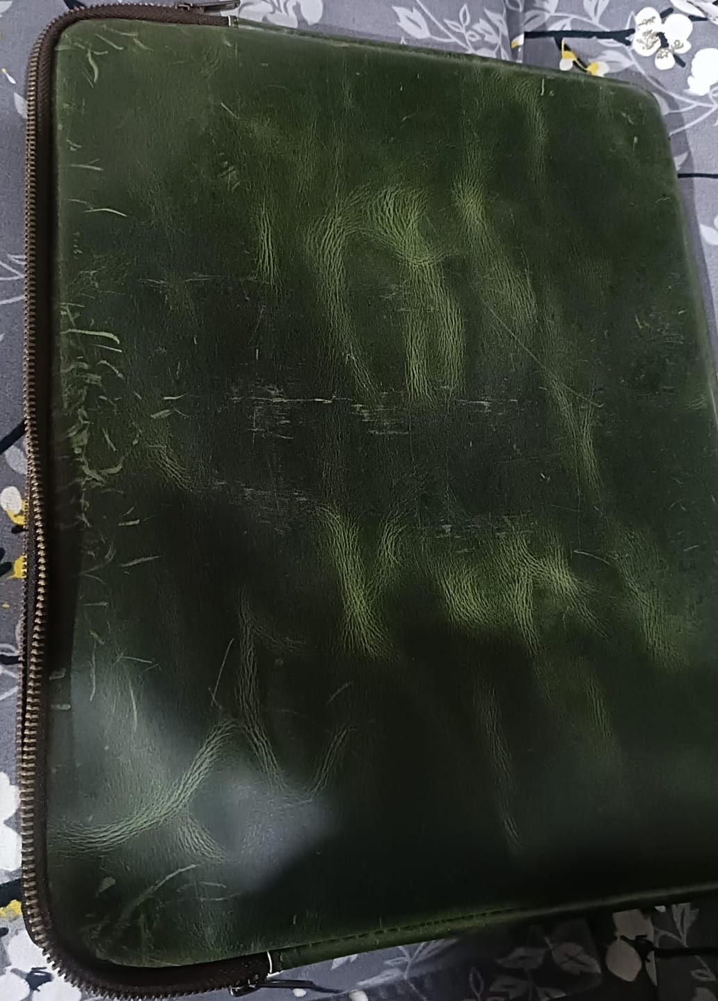 Customer photo review of Zento Laptop Sleeve - Dark Brown