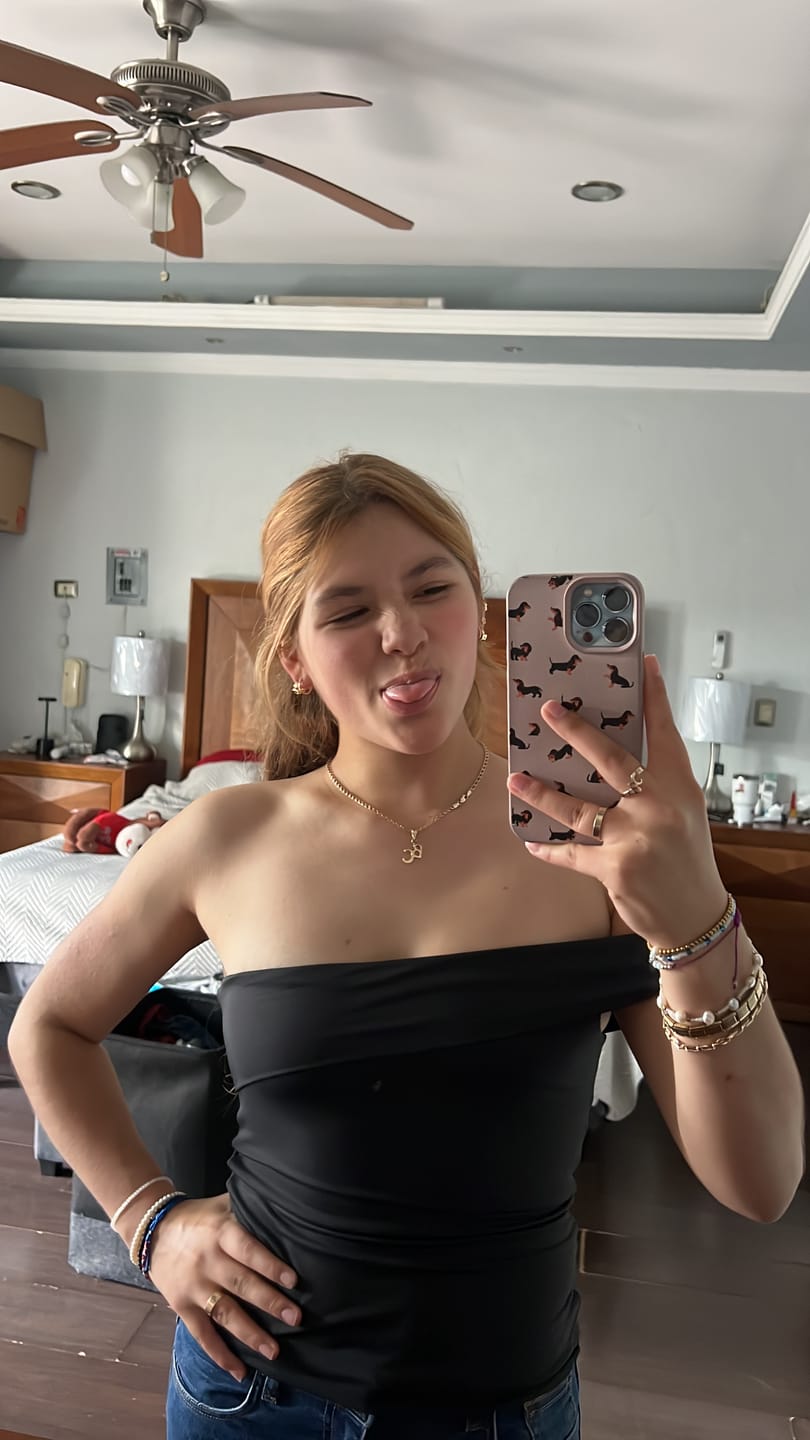 Customer photo review of Contour Assymetrical Shoulder Top