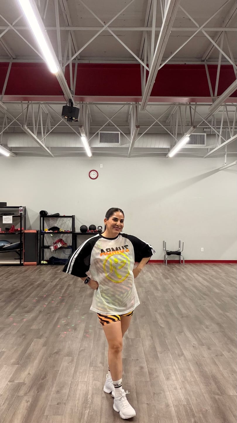 Customer photo review of Electric Feel Z-Lift High Waisted Biker Shorts