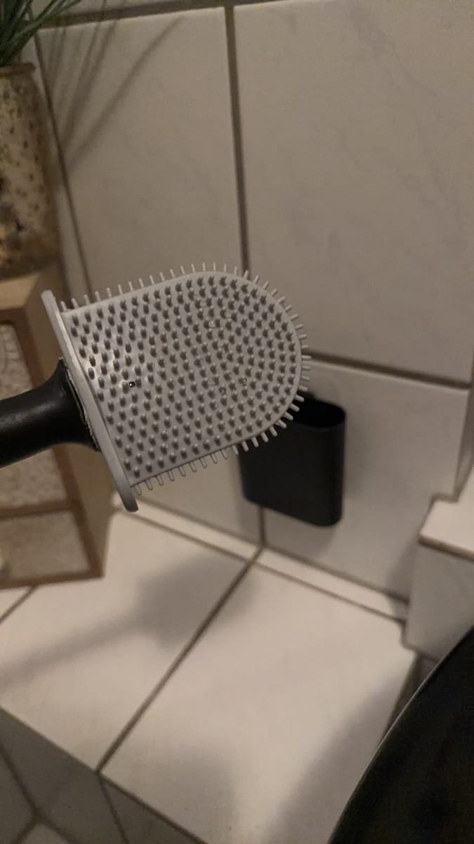 Customer photo review of Clean Silicone Toilet Brush