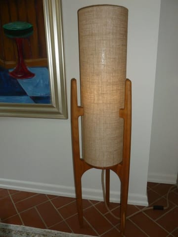 Customer photo review of Rocketlamp | Floor Lamp | Black Walnut