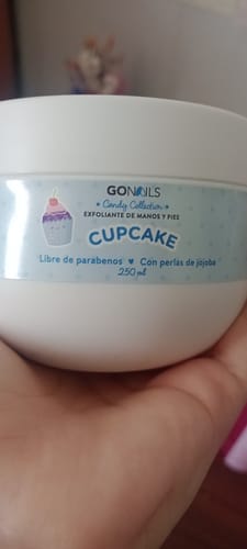 Customer photo review of Exfoliante de Manos y Pies - Cupcake 250 ml