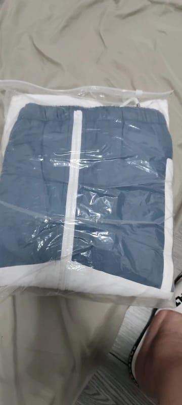 Customer photo review of Enzo – vyriškas sportinis kostiumas su gobtuvu