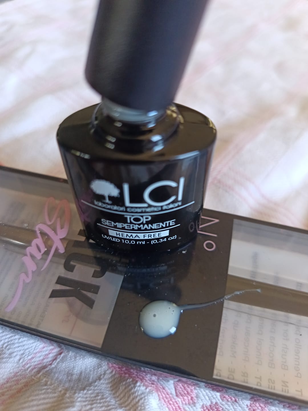 Customer photo review of Top Coat GLOSSY - gloss effect WHITE 10 ml LCI - Lattiginoso