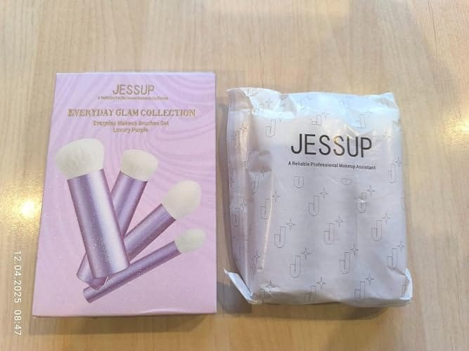 Customer photo review of Luxury Purple Kabuki Face Brush Set 4Pcs T517