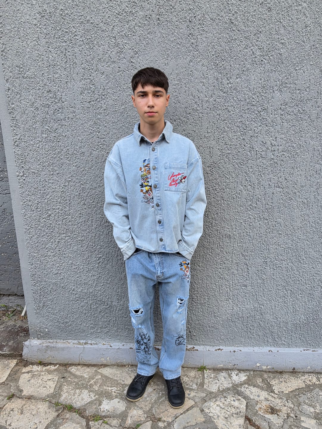 Customer photo review of 8112 - Looney Tunes Denim Shirt