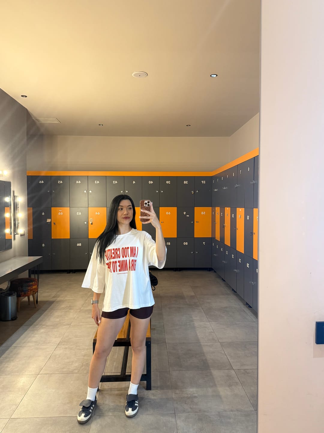 Customer photo review of JR Nine To Five Baskılı Beyaz Boxy Fit Tshirt